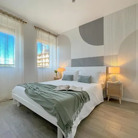 Nystrom Self Checkin Metro M1 *